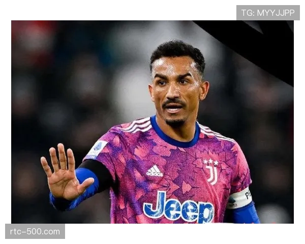 巴西国脚接受拉丁美洲媒体联访,谈及适应意甲风格历程 巴西国脚接受拉丁美洲媒体联访,谈及适应意甲风格历程